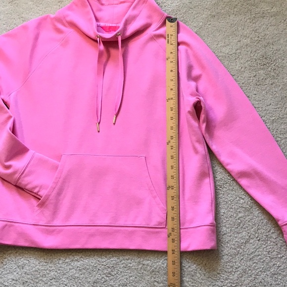 Lilly Pulitzer - Picture 3 of 8